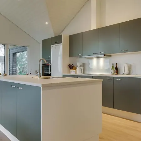 Timmi - 100m From The Sea In Ne Jutland By Interhome * Hals